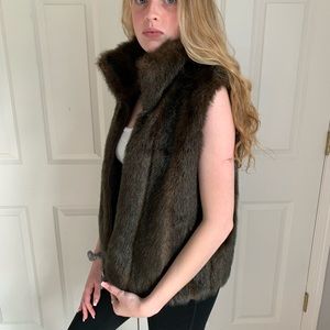 Faux fur reversible vest